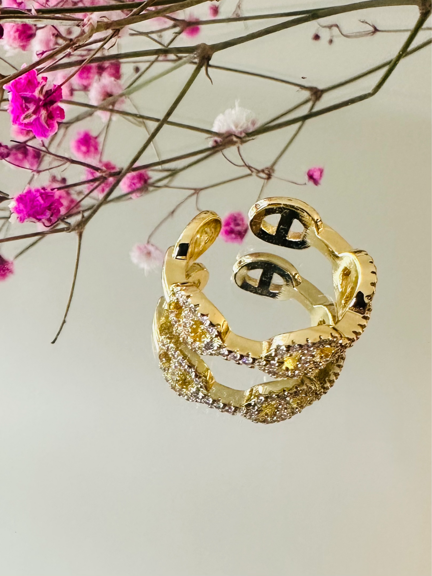 Bague chaîne sertie – audace dorée et éclat couture