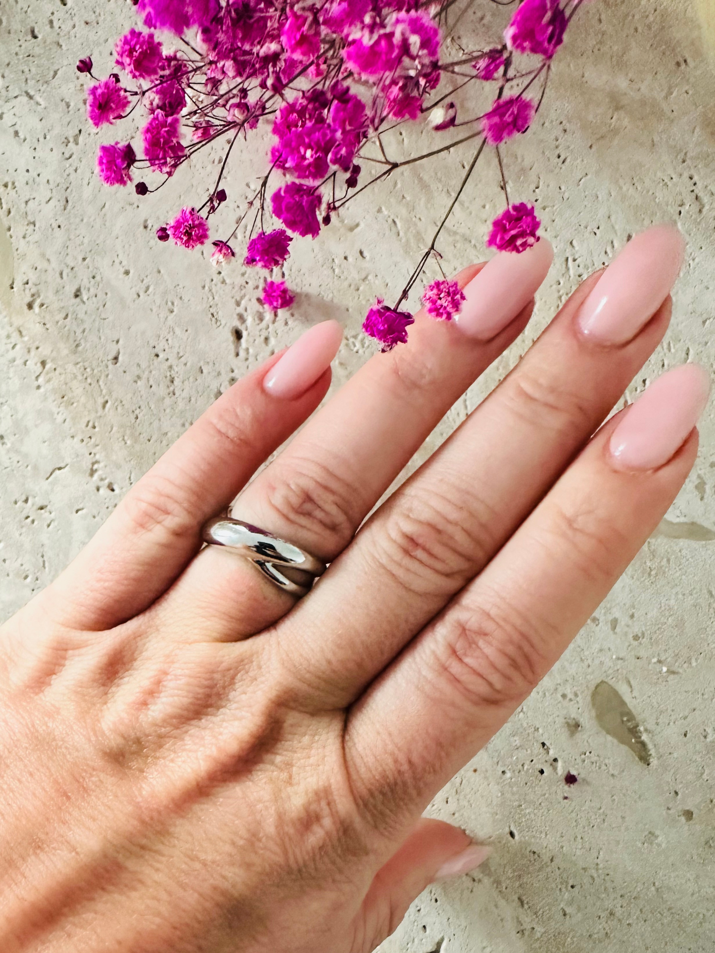 Bague bombée en acier inoxydable argenté – Anneau minimaliste chic