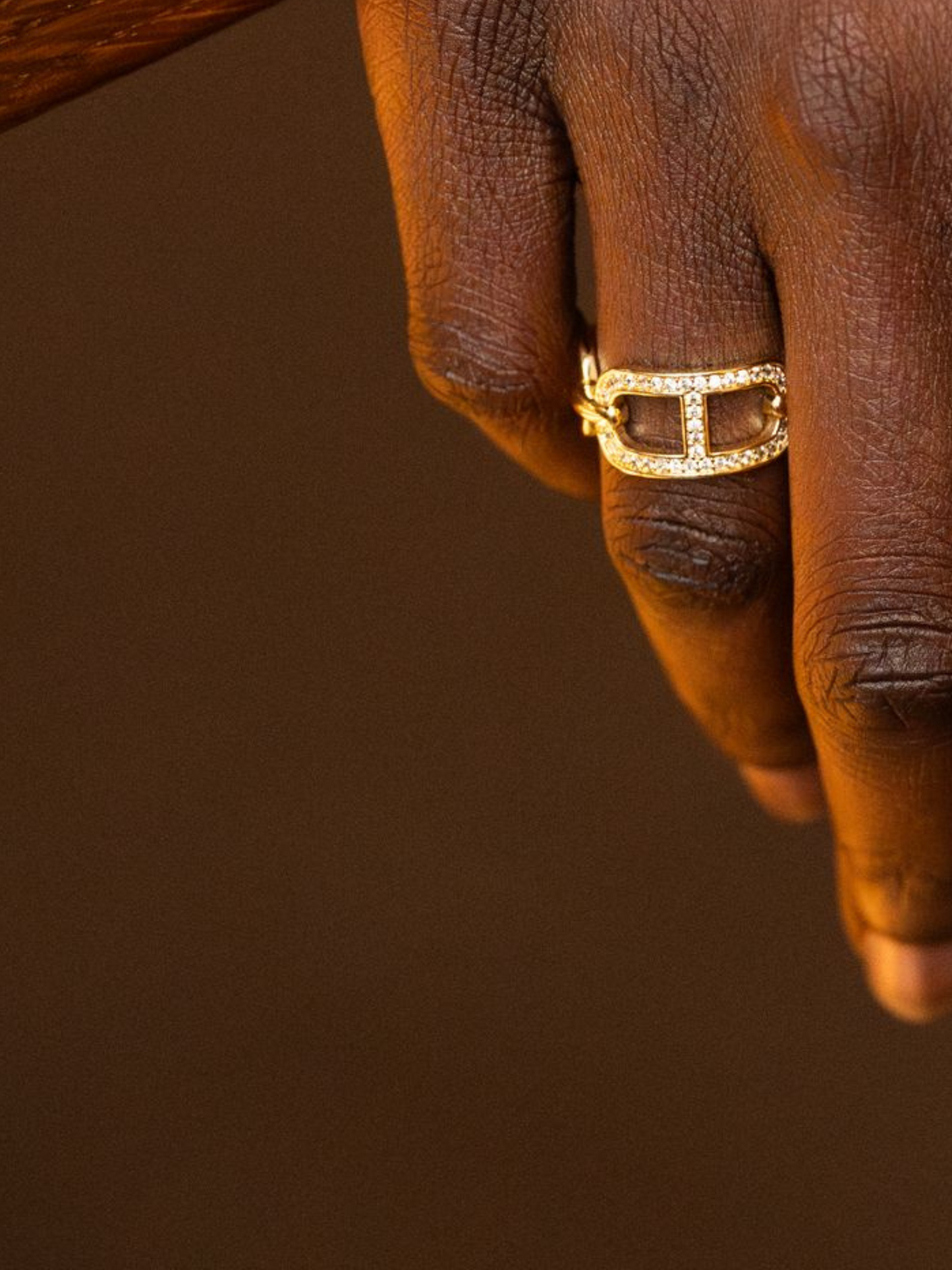 Bague chaîne pavée en forme de boucle – Argent ou plaqué or 18K