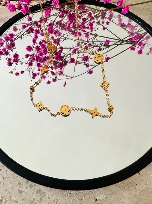 Collier Multi-Charmes Fleur en Acier Inoxydable Doré et Zirconium